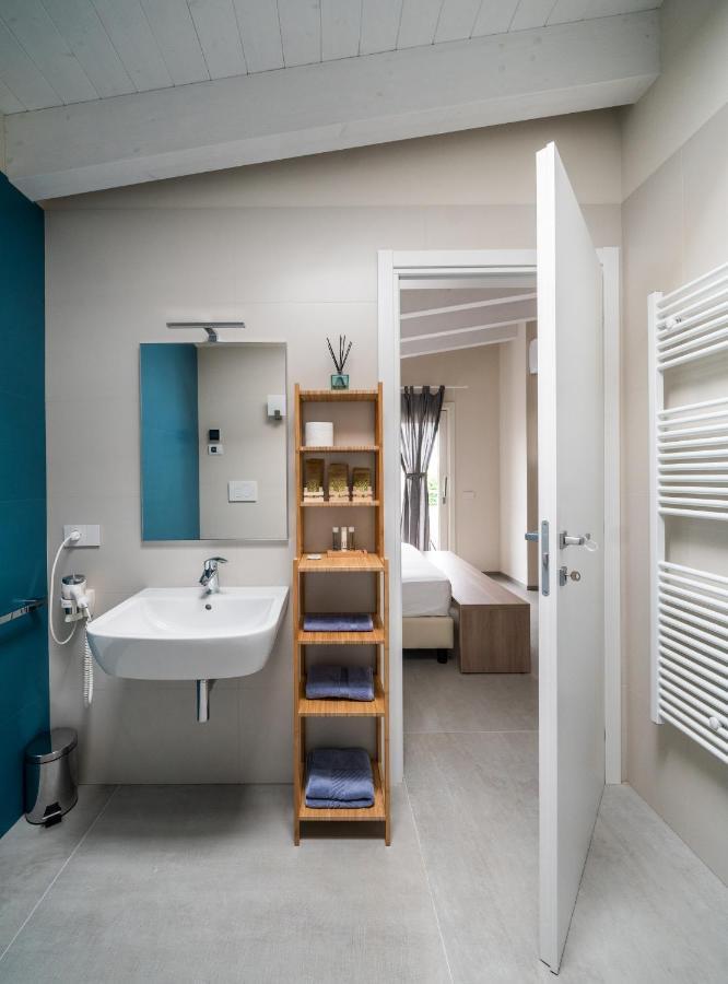 A Casa Di Sabina Otel Desenzano del Garda Dış mekan fotoğraf