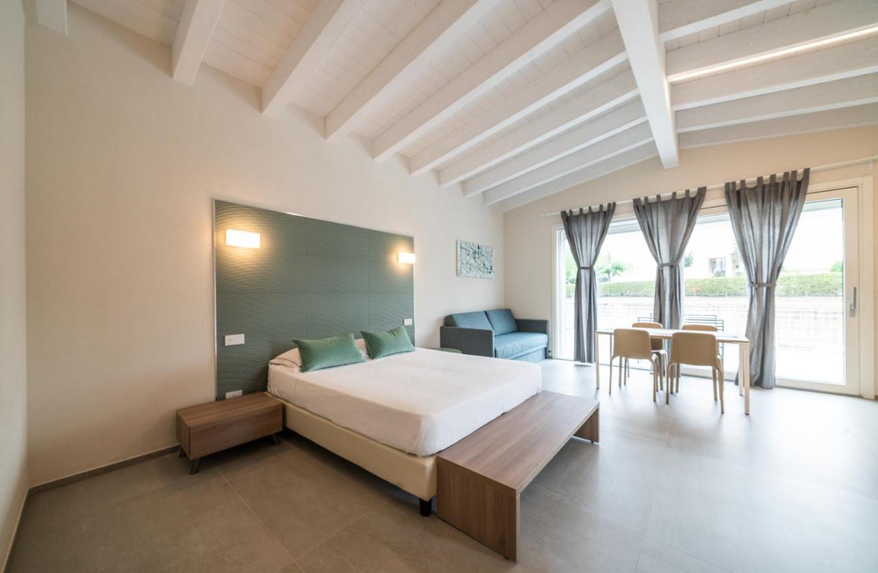A Casa Di Sabina Otel Desenzano del Garda Dış mekan fotoğraf