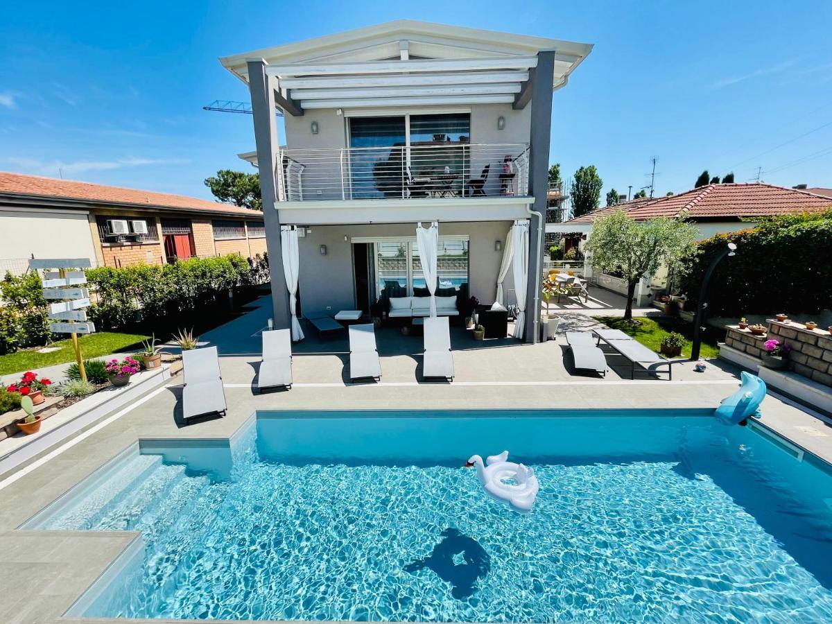 A Casa Di Sabina Otel Desenzano del Garda Dış mekan fotoğraf