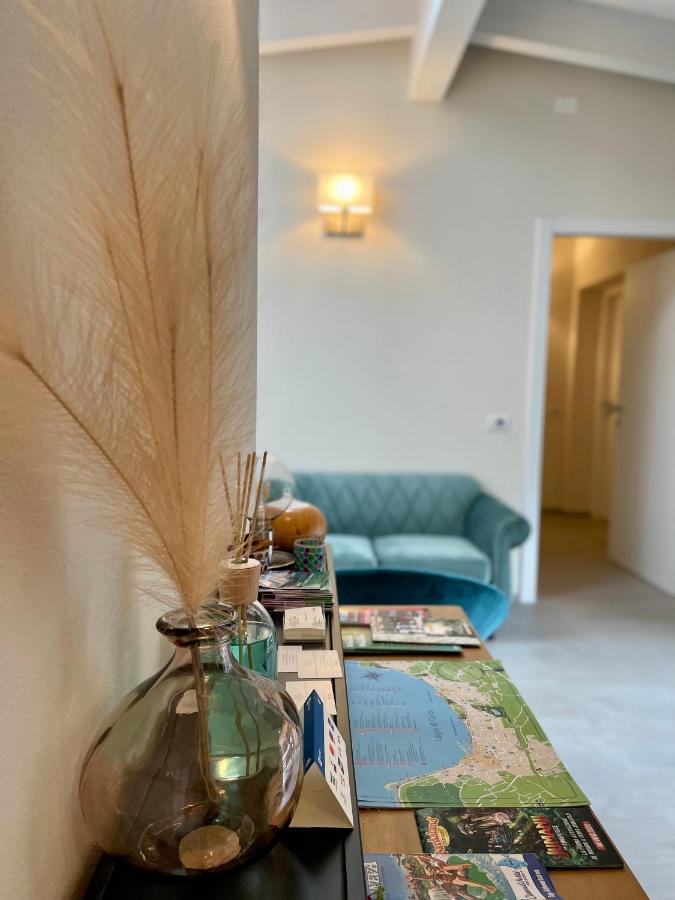 A Casa Di Sabina Otel Desenzano del Garda Dış mekan fotoğraf